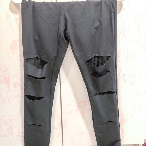 Forever 21 Pants - Forever 21 Cut our leggings Small